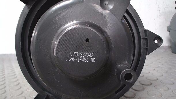 Foto: HEIZUNGSGEBLÄSE eines Ford Focus Turnier Style