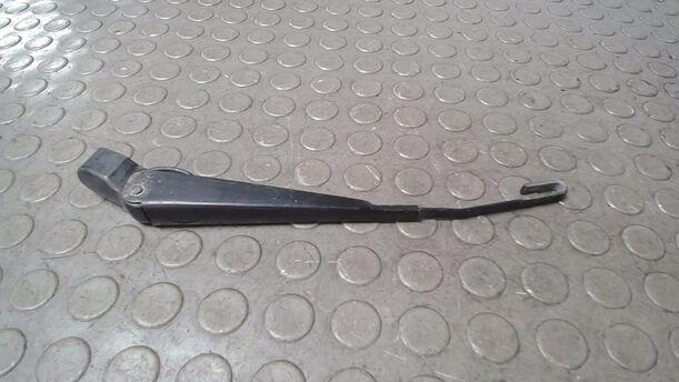 Foto: WISCHERARM HINTEN eines Ford Focus Turnier Style