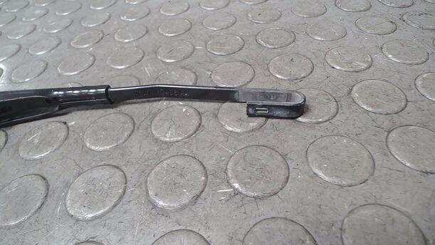Foto: WISCHERARM HINTEN eines Ford Focus Turnier Style