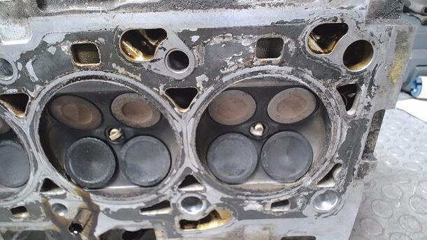Foto: ZYLINDERKOPF eines Ford Focus Turnier Style
