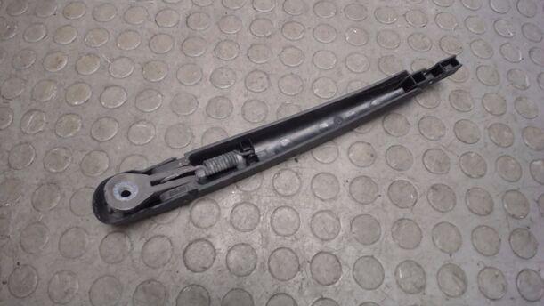 Foto: SCHEIBENWISCHERARM HINTEN eines Ford Ka 1.2 Style