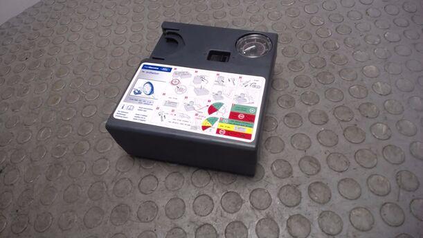 Foto: KOMPRESSOR / PANNENHILFE eines Ford Ka 1.2 Style