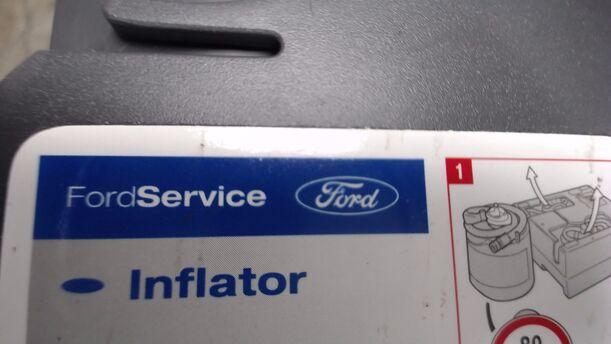Foto: KOMPRESSOR / PANNENHILFE eines Ford Ka 1.2 Style