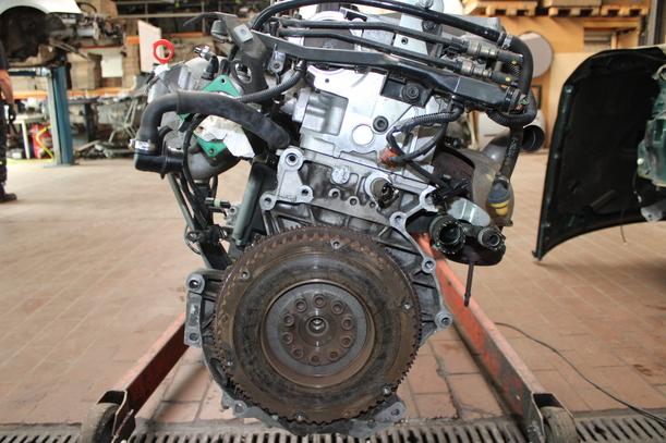 Foto: MOTOR B4184S eines Volvo V40 1.8 Style