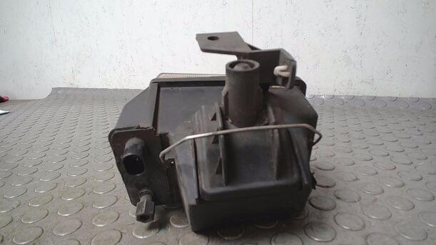 Foto: NEBELSCHEINWERFER LINKS eines Volvo V40 1.8 Style