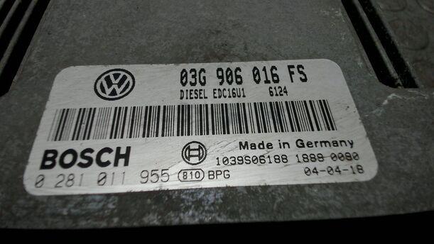 Foto: STEUERGERÄT EINSPRITZUNG / MOTORSTEUERGERÄT eines VW Golf 1.9 TDI Style