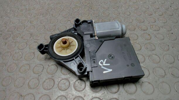 Foto: FENSTERHEBERMOTOR VORN RECHTS eines VW Golf 1.9 TDI Style