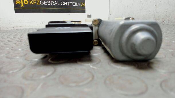 Foto: FENSTERHEBER HINTEN LINKS eines VW Golf 1.9 TDI Style