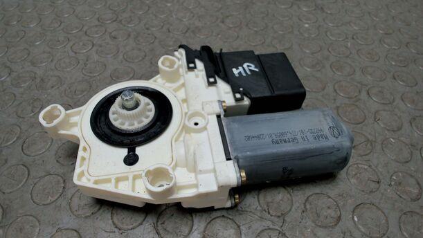 Foto: FENSTERHEBERMOTOR HINTEN RECHTS eines VW Golf 1.9 TDI Style