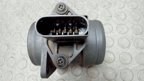 Foto: LUFTMASSENMESSER eines VW Golf 1.9 TDI Style