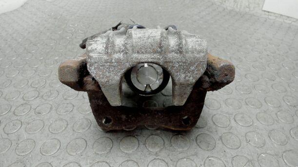 Foto: BREMSSATTEL VORN RECHTS eines VW Golf 1.9 TDI Style