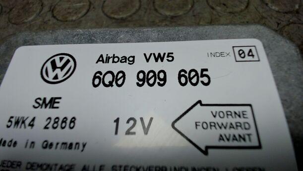 Foto: AIRBAGSTEUERGERÄT eines VW Sharan 1.8 5V Turbo Style