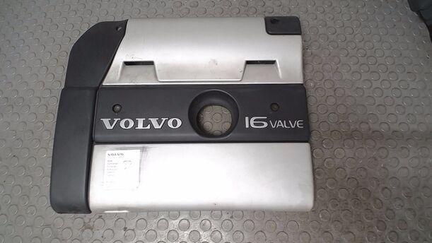 Foto: MOTORABDECKUNG / MOTORVERSCHALUNG eines Volvo V40 1.8 Style