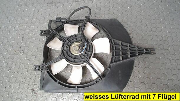 Foto: ELEKTROLÜFTER eines Volvo V40 1.8 Style