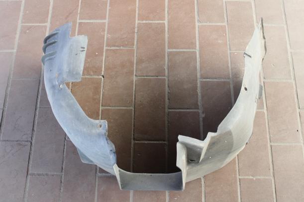 Foto: RADHAUSSCHALE / INNENKOTFLÜGEL VORNE LINKS eines Opel Corsa Style