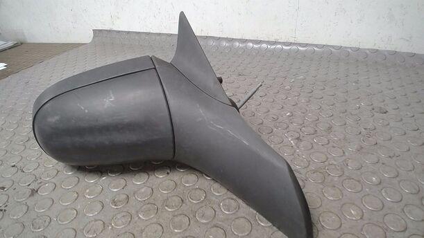 Foto: AUSSENSPIEGEL MECHANISCH VERSTELLBAR RECHTS eines Opel Corsa Style