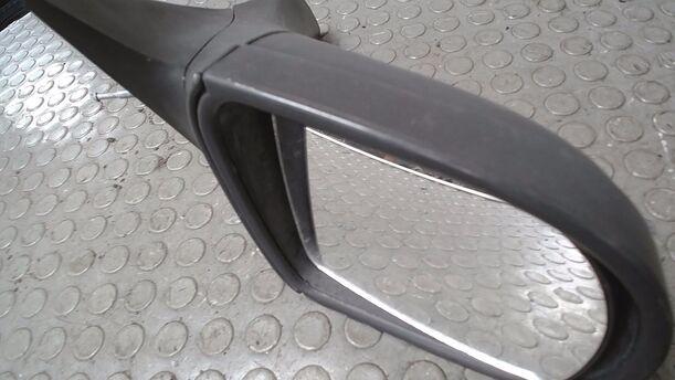 Foto: AUSSENSPIEGEL MECHANISCH VERSTELLBAR RECHTS eines Opel Corsa Style