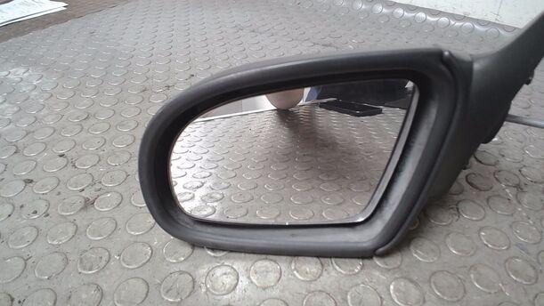 Foto: AUSSENSPIEGELMECHANICH VERTSTELLBAR LINKS eines Opel Corsa Style