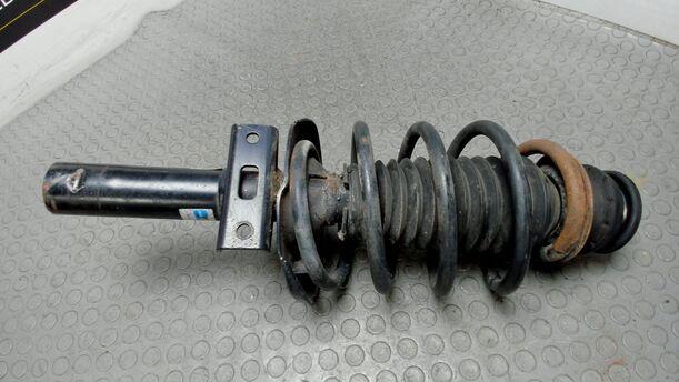 Foto: FEDERBEIN VORNE LINKS eines VW Sharan 1.8 5V Turbo Style