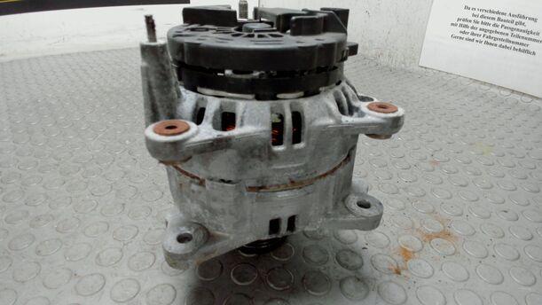 Foto: LICHTMASCHINE / GENERATOR ( 120A ) eines VW Sharan 1.8 5V Turbo Style