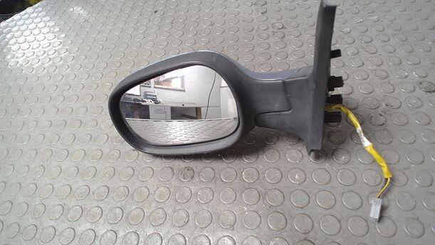 Foto: AUSSENSPIEGEL ELEKTRISCH VERSTELLBAR LINKS eines Nissan Micra 1.5 dCi Style