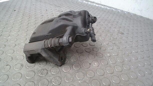 Foto: BREMSSATTEL VORNE LINKS eines Nissan Micra 1.5 dCi Style
