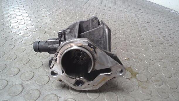 Foto: VAKUUMPUMPE eines Nissan Micra 1.5 dCi Style
