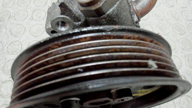 Foto: PUMPE SERVOLENKUNG eines VW Sharan 1.8 5V Turbo Style
