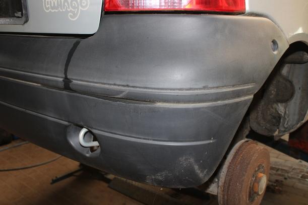 Foto: STOSSSTANGE / STOSSFÄNGER HINTEN eines Renault Twingo 1.2 Style