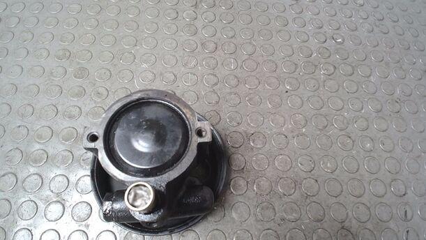 Foto: PUMPE SERVOLENKUNG eines Opel Corsa Style