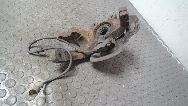 Foto: ACHSSCHENKEL LINKS eines Opel Corsa Style