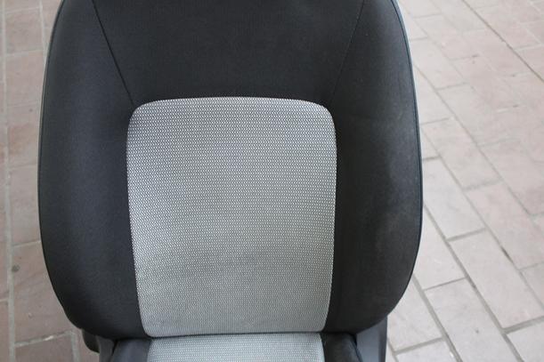 Foto: SITZ VORN LINKS / FAHRERSITZ eines Hyundai i10 1.1 Style