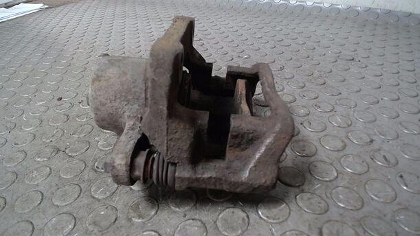 Foto: BREMSSATTEL VORNE RECHTS eines Renault Twingo 1.2 Style
