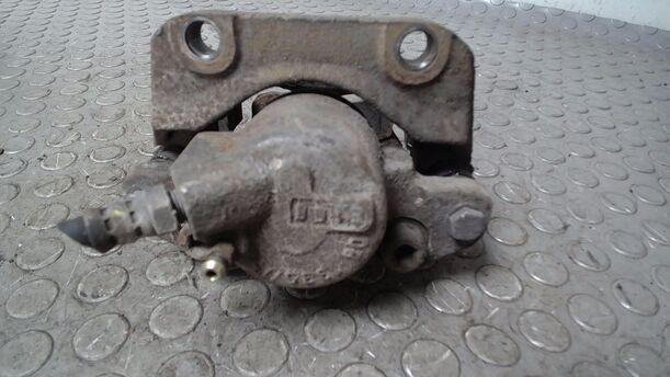 Foto: BREMSSATTEL VORNE RECHTS eines Renault Twingo 1.2 Style