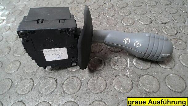 Foto: SCHEIBENWISCHERSCHALTER eines Renault Twingo 1.2 Style