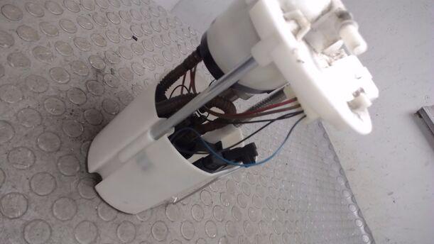 Foto: KRAFTSTOFFPUMPE eines Ford Ka 1.2 Style