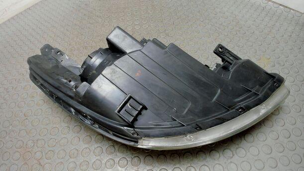 Foto: SCHEINWERFER LINKS ( VOR FACELIFT ) eines Hyundai i10 1.1 Style