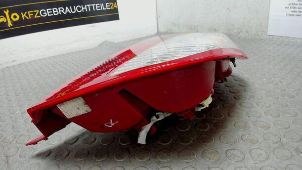 Foto: HECKLEUCHTE / RÜCKLICHT RECHTS eines Hyundai i10 1.1 Style