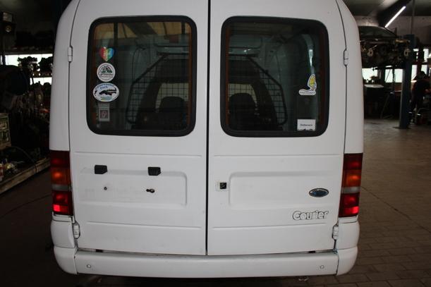 Foto: HECKTÜRFLÜGEL RECHTS eines Ford Fiesta Courier Style