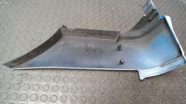Foto: STOSSFÄNGERECKE HINTEN LINKS OBEN eines Ford Fiesta Courier Style
