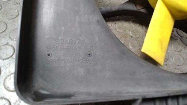 Foto: ELEKTROLÜFTER eines Ford Fiesta Courier Style