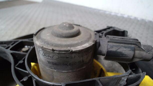 Foto: ELEKTROLÜFTER eines Ford Fiesta Courier Style