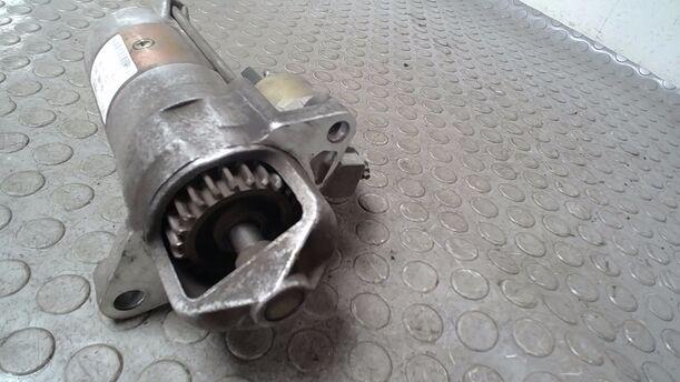 Foto: ANLASSER eines Ford Fiesta Courier Style