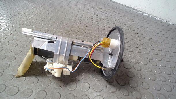 Foto: KRAFTSTOFFPUMPE eines Ford Fiesta Courier Style