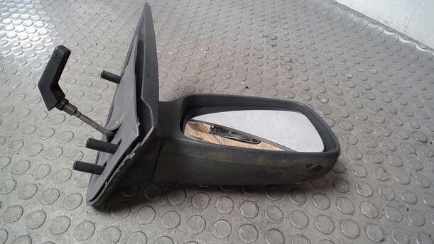 Foto: AUSSENSPIEGEL MECHANISCH VERSTELLBAR LINKS eines Ford Fiesta Courier Style
