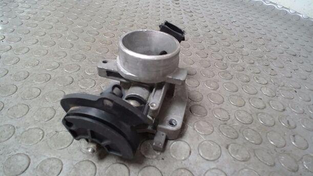 Foto: DROSSELKLAPPENSTUTZEN eines Ford Fiesta Courier Style
