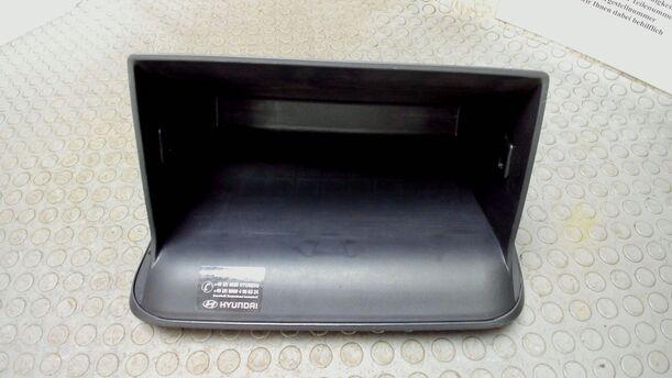 Foto: HANDSCHUHFACH eines Hyundai i10 1.1 Style