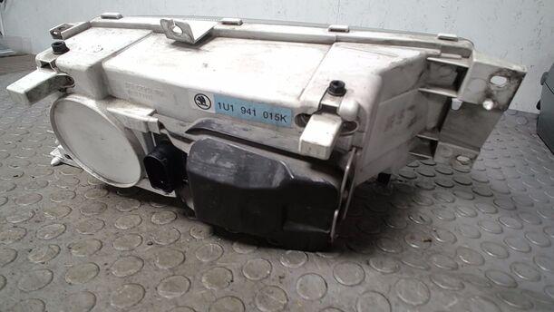Foto: SCHEINWERFER LINKS eines Skoda Octavia 1.6 Combi Style