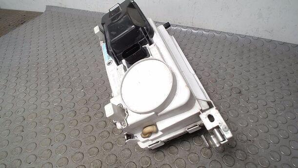 Foto: SCHEINWERFER LINKS eines Skoda Octavia 1.6 Combi Style