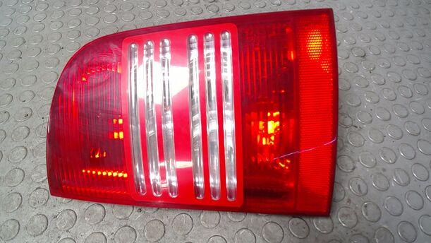 Foto: HECKLEUCHTE RECHTS eines Skoda Octavia 1.6 Combi Style